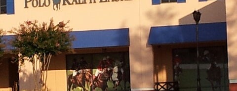 Polo Ralph Lauren Factory Store is one of Lugares favoritos de Brad.