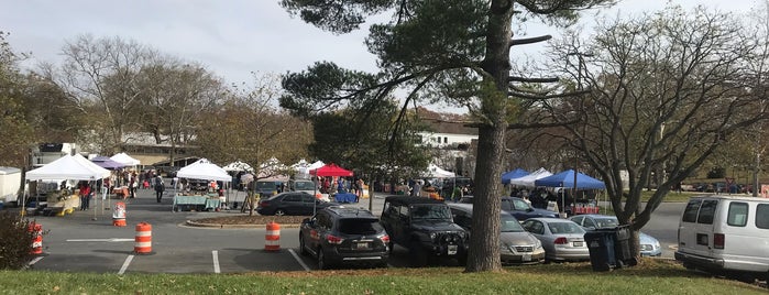 Greenbelt Farmers' Market is one of College Park.