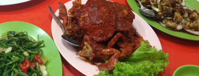 Kepiting Rejeki is one of Semarang Kuliner.