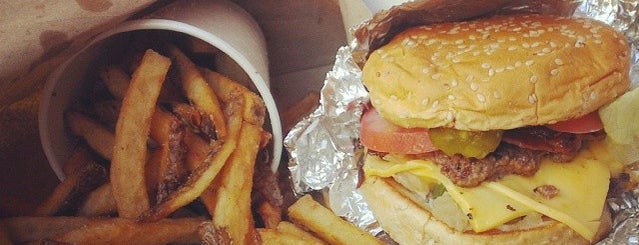 Five Guys is one of Lieux qui ont plu à Frank.