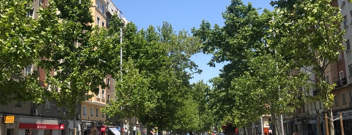 Paseo Gran Vía is one of Zaragoza.