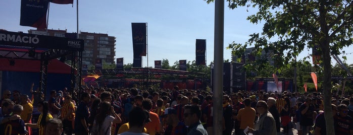 Fan Zone FC Barcelona is one of Lugares favoritos de Sergio.