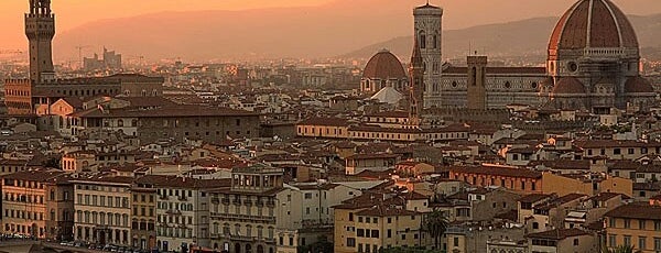 Firenze is one of Lugares donde estuve en el exterior.