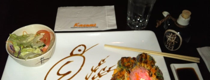 Kazumi Japanese Steakhouse And Sushi Bar is one of Tempat yang Disukai Sandy.
