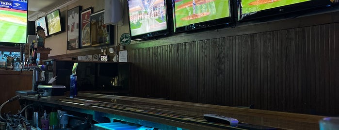 Rockafella's Sports Bar & Grill is one of NJ.