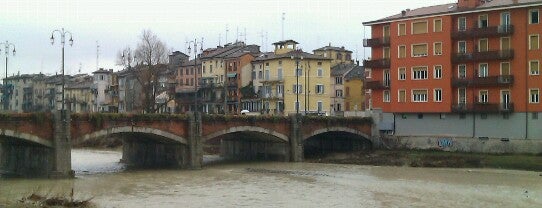 Ponte di Mezzo is one of Mia Italia |Toscana, Emilia-Romagna|.