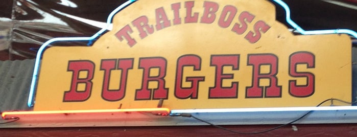 Riscky's Trail Boss Burgers is one of Posti che sono piaciuti a Doug.