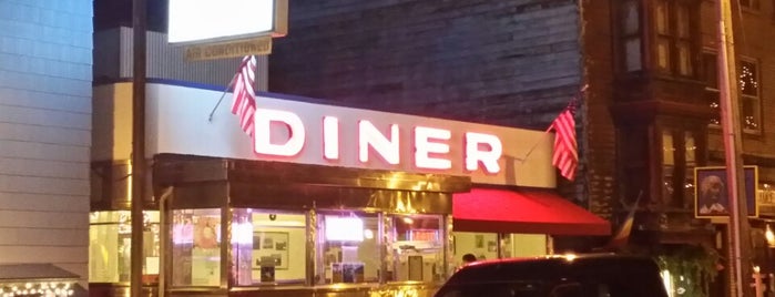 Grazin' Diner is one of Sleep, Eat & Play Upstate.