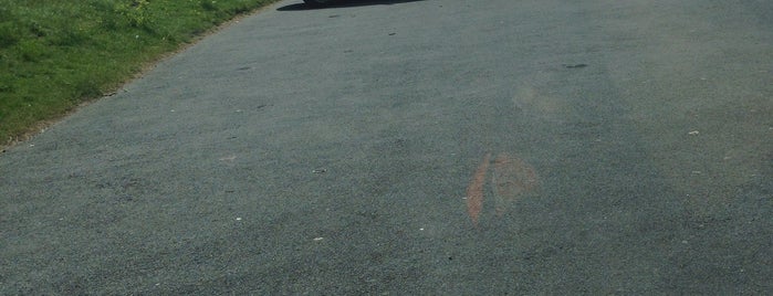 Beachy Head Road Car Park is one of Lugares favoritos de Eugene.