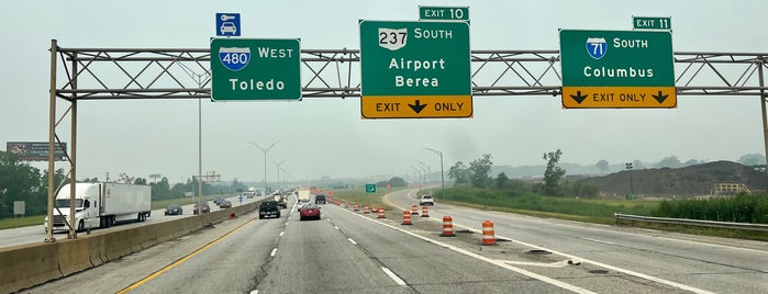 I-71 Exit 238 & I-480 Exit 11 is one of Interstate 71 in Ohio.