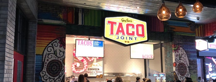 Guy Fieri's Taco Joint is one of สถานที่ที่ Brad ถูกใจ.