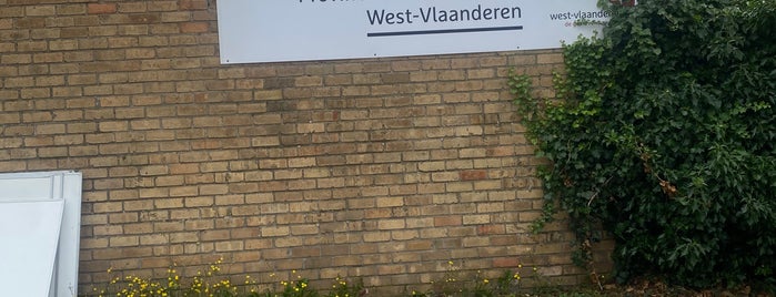 Provinciale Uitleendienst is one of Tempat yang Disukai Wally.
