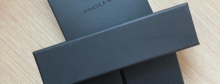 Avilon Jaguar is one of Просто все подряд.