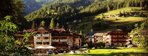 Campitello di Fassa is one of Musei e cose da vedere.