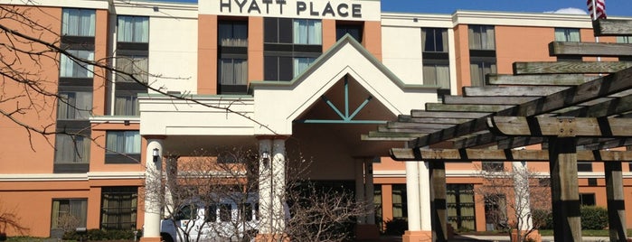 Hyatt Place Princeton is one of สถานที่ที่ Tavo ถูกใจ.