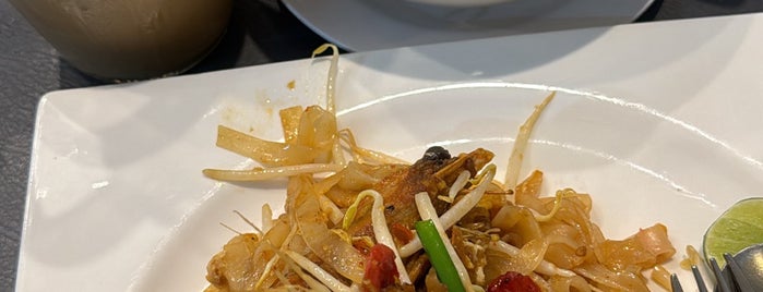 Usman Thai Muslim Food (อุสมาน) is one of BKK.