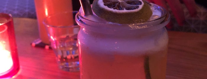 Baton Rouge is one of (Cocktail) bars.