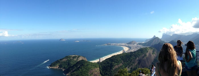 ポン・ヂ・アスーカル is one of Rio de Janero.