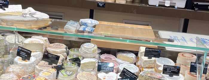 VDH Fromagerie is one of Woluwe.