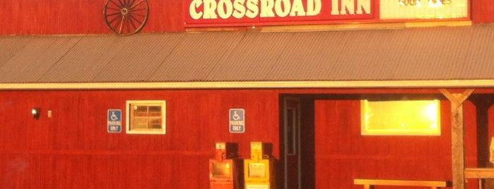 Crossroads Inn is one of Locais curtidos por Karen.