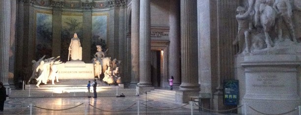 Panthéon is one of Paris.