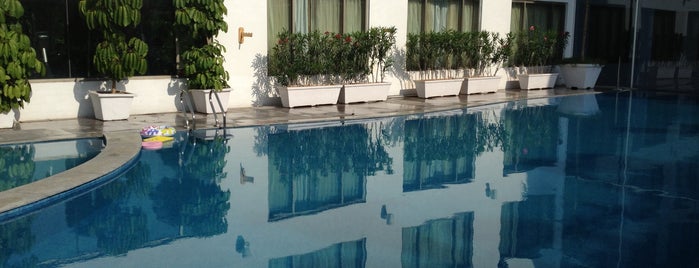 Radisson Blu Plaza Hotel Hyderabad is one of Tempat yang Disukai Shiraz.