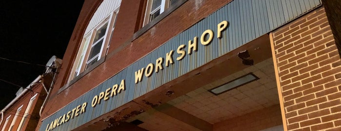 OperaLancaster Workshop is one of Orte, die Jim gefallen.