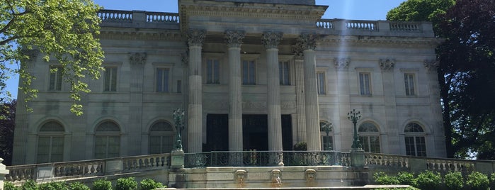 Marble House is one of MURICA Road Trip.