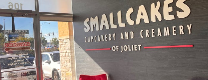 Small Cakes is one of Chicago - Dream Trip.