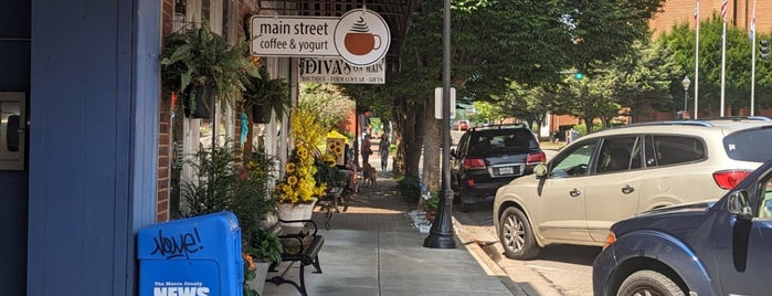 Main Street Coffee & Tea is one of Great Smoky Mountains Road Trip aka Dragon!.