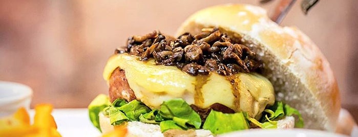Sir Black BrewPub is one of 16 Burgers que são uma refeição em Belém.