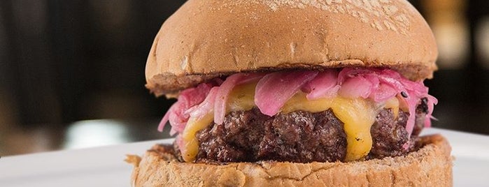 Jack Garage is one of 16 Burgers que são uma refeição em Belém.