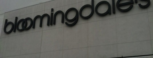 Bloomingdale's is one of Ekhtronicさんのお気に入りスポット.
