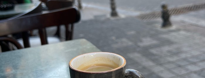 Mars Espresso Cafe is one of Orte, die cavlieats gefallen.
