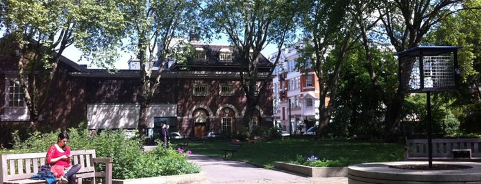 St. Luke's Church Gardens is one of London's Parks and Gardens.