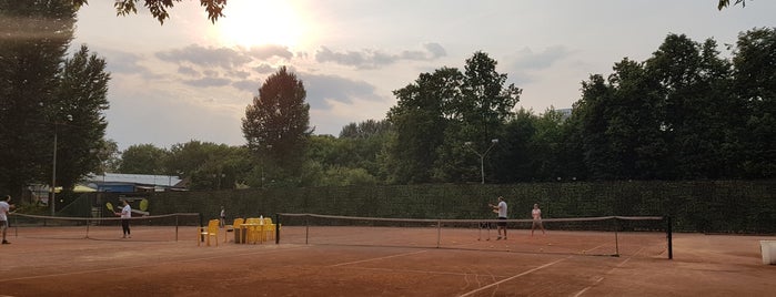 Теннисные корты в Екатерининском парке is one of Sport Spots.