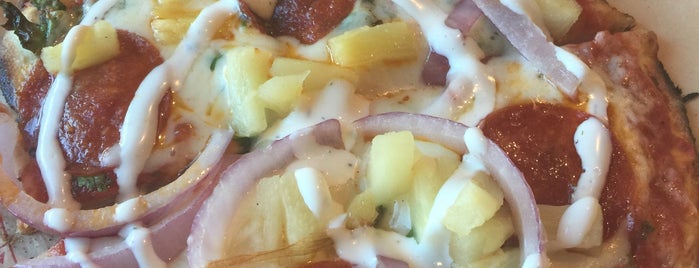 Mod Pizza is one of Locais curtidos por Audray.