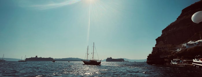 Volcano Boat Trip is one of Santa’s Weiny.