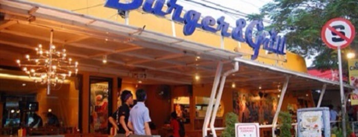 Burger & Grill is one of Guide to Jakarta Selatan's best spots.
