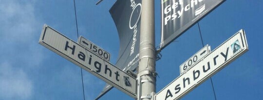 Haight-Ashbury is one of Worthwhile Places to Visit in SF.