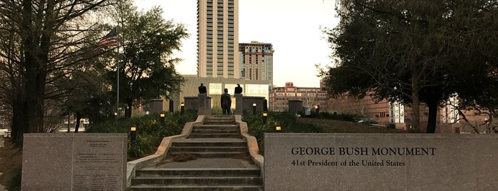 George Bush Monument is one of Tempat yang Disukai Rodney.