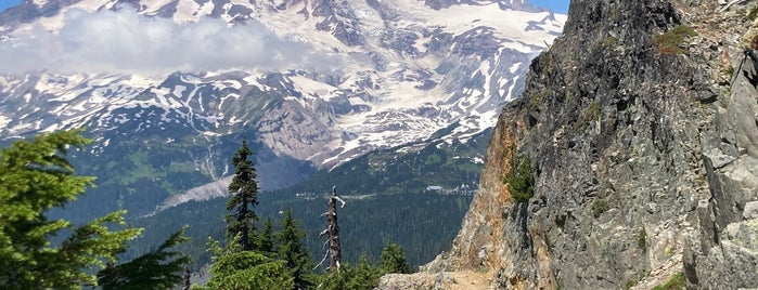 Pinnacle Peak is one of Seattle.