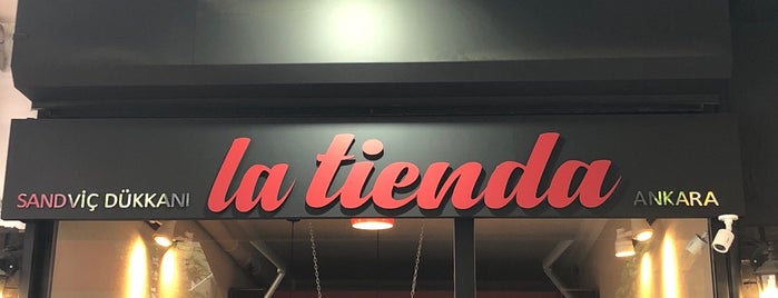 La Tienda is one of Gidilcek yerler.