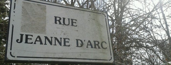 Rue Jeanne d'Arc is one of Rouen.