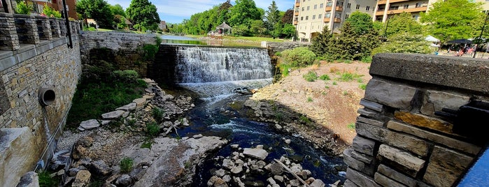 Village of Menomonee Falls is one of Milwaukee county cities.