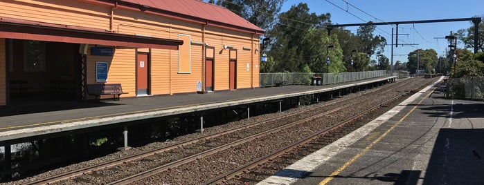 Gardenvale Station is one of Melbourne Train Network.