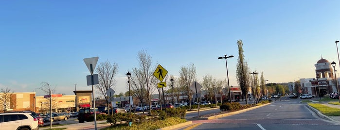 Woodmore Towne Centre at Glenarden is one of favey local locales.