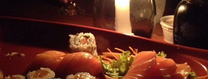 Ygarashi Sushi Lounge is one of Posti salvati di Kurt.