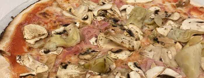 Pizzeria Venezia is one of Estepona.