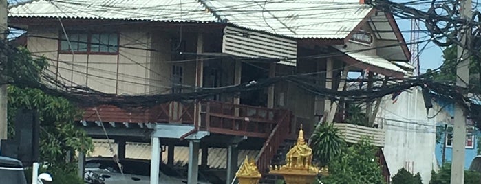 สถานีตำรวจภูธรนิคมสร้างตนเอง is one of Bkk - Lopburi Way.